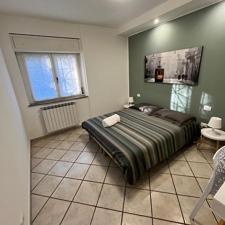 Appartamento In Villa Nico'S Home 加拉瑞特 外观 照片
