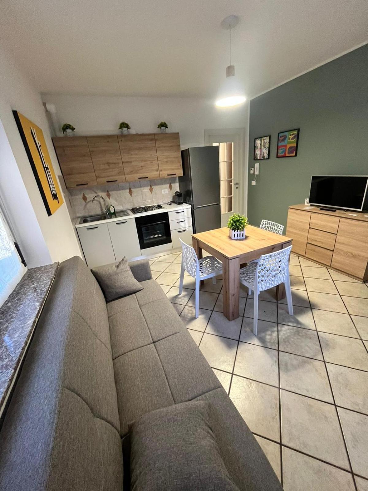 Appartamento In Villa Nico'S Home 加拉瑞特 外观 照片