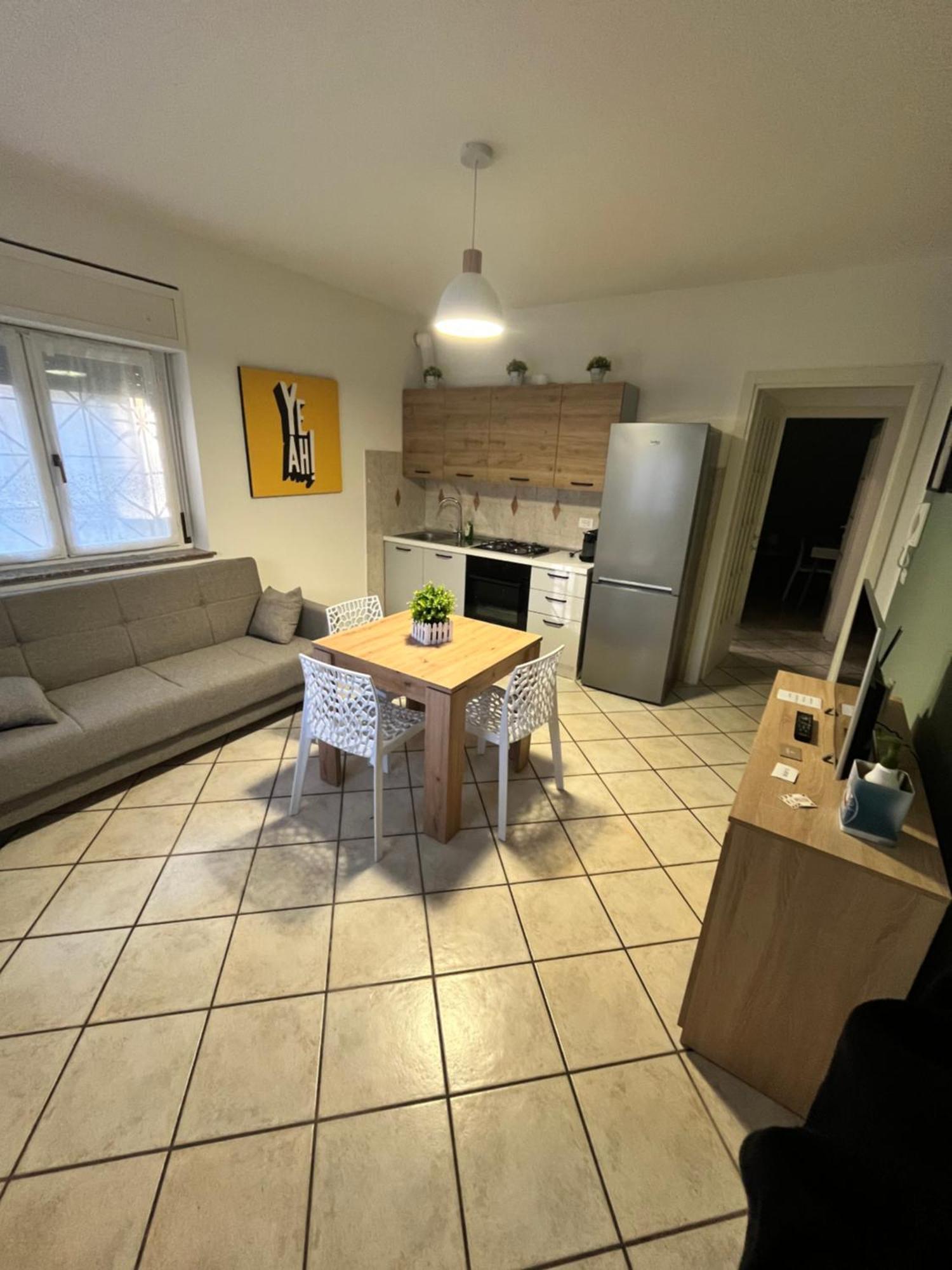 Appartamento In Villa Nico'S Home 加拉瑞特 外观 照片